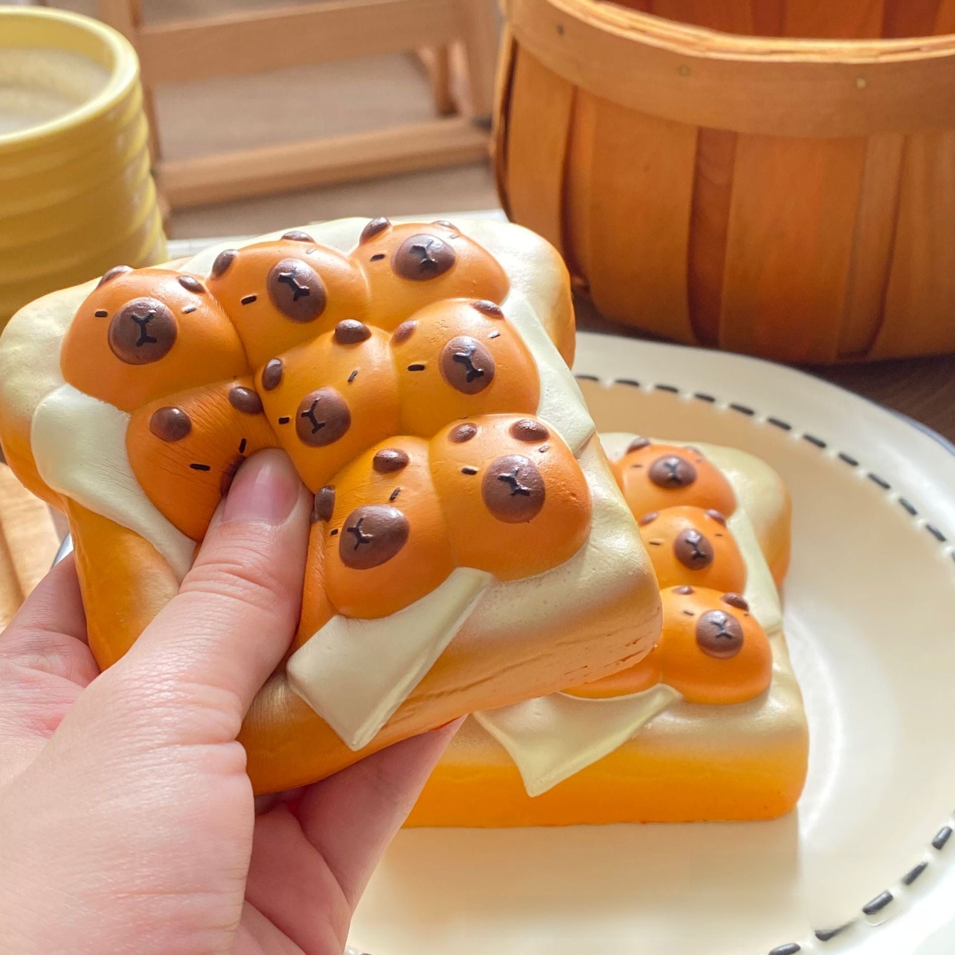 Slow Rebound Squishy Stress Relief Toy